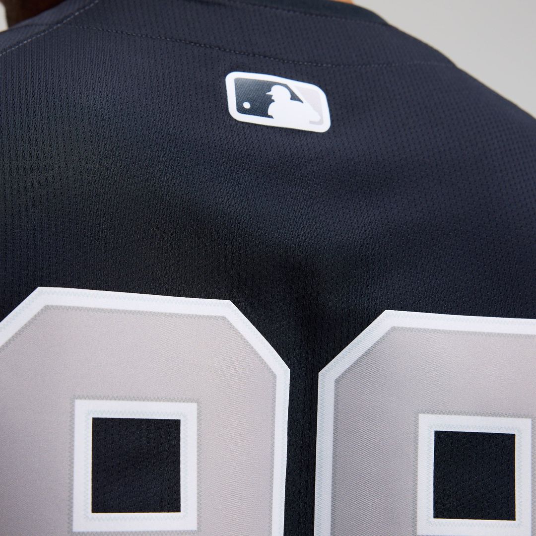 Men's New York Yankees Aaron Judge White Home Player Jersey